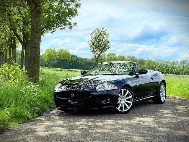 Zwart, metallic lak Gebruikt 2008 Jaguar XK Cabriolet | € 38.950 (Duur) - Afbeelding 1/4