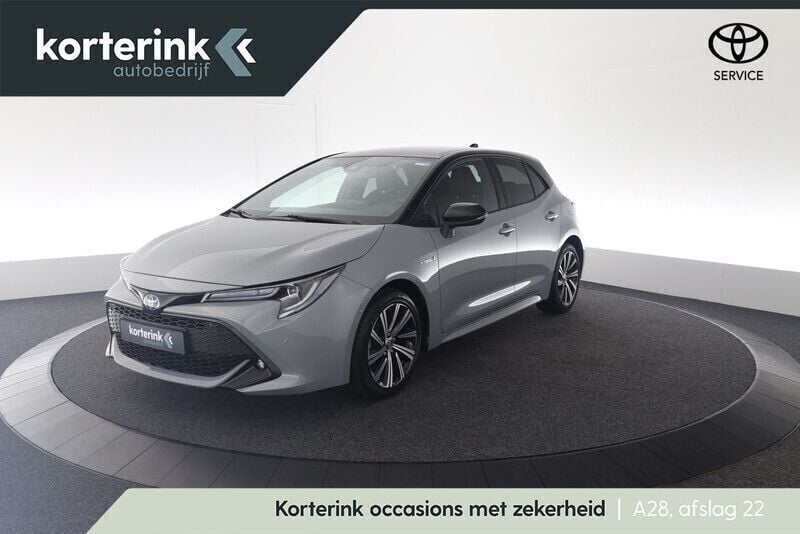 Grijs Gebruikt 2021 Toyota Corolla Hatchback | € 22.950 (Eerlijke prijs) - Afbeelding 1/4