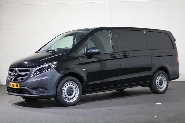 Nieuw Mercedes e-Vito 150 kW (204 PK) 2025 Zwart MPV