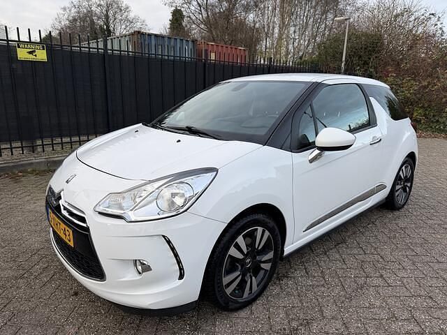 Wit Gebruikt 2014 Citroën DS3 So Chic Hatchback | € 6.450 (Eerlijke prijs) - Afbeelding 1/4