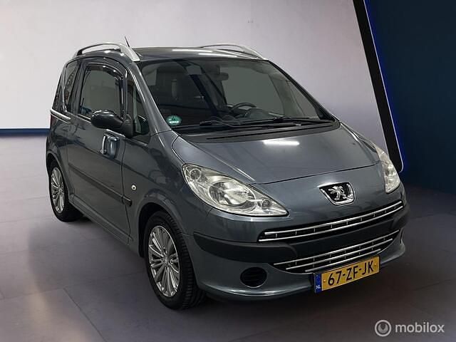 Grijs Gebruikt 2008 Peugeot 1007 Hatchback | € 1.799 (Eerlijke prijs) - Afbeelding 1/4