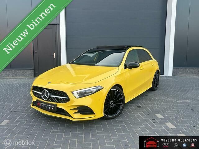 Geel Gebruikt 2019 Mercedes A200 AMG Hatchback | € 23.999 (Eerlijke prijs) - Afbeelding 1/4