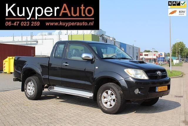 Zwart Gebruikt 2007 Toyota HiLux Pickup | € 7.750 - Afbeelding 1/4