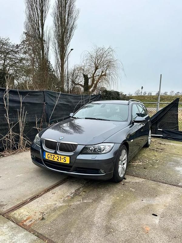 Occasion 2007 BMW 325 Stationwagen | € 5.950 (Super prijs) - Afbeelding 1/4