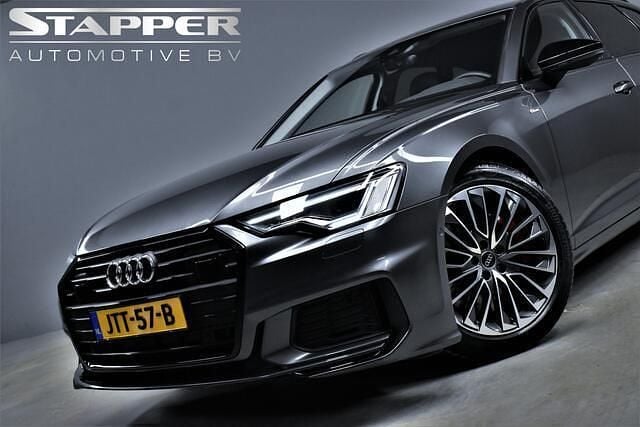 Occasion Audi A6 Competition 362 PK (266 kW) 2022 Grijs (metallic) Stationwagen