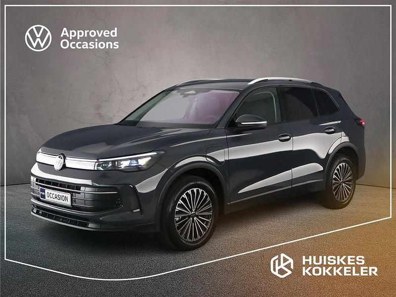 Grijs Nieuw 2025 VW Tiguan Edition SUV | € 45.500 - Afbeelding 1/4