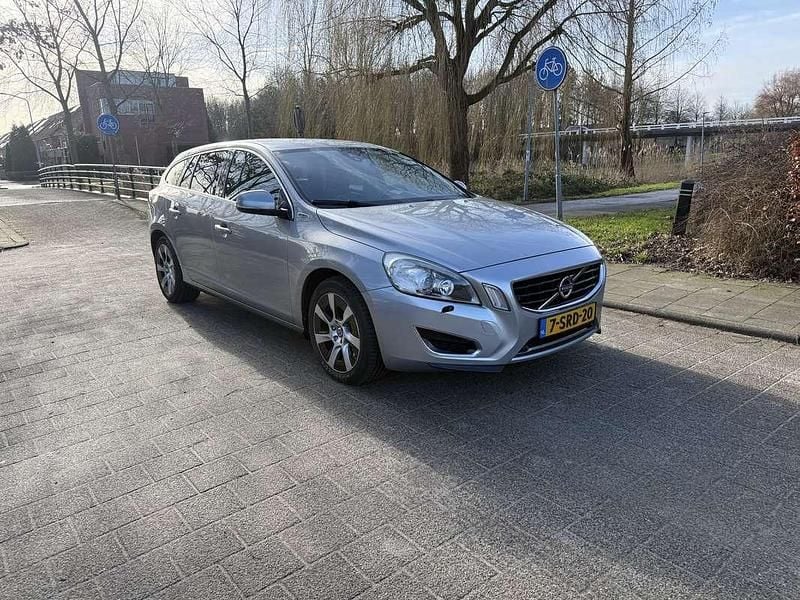 Occasion Volvo V60 215 PK (158 kW) 2013 Grijs Stationwagen