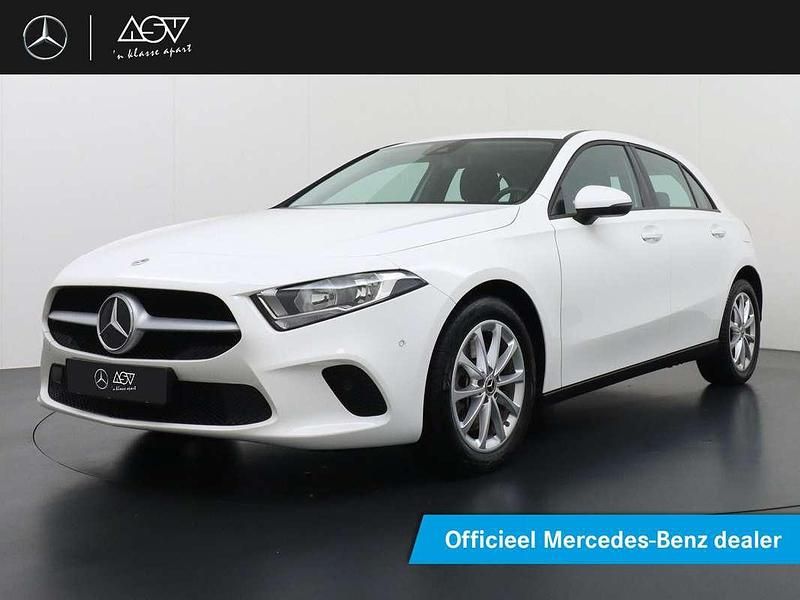 Wit Gebruikt 2021 Mercedes A250 Hatchback | € 24.980 (Super prijs) - Afbeelding 1/4