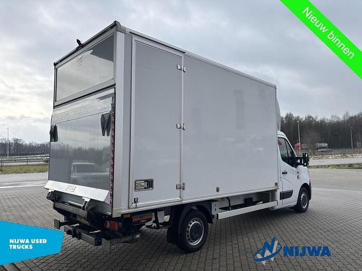 Occasion Renault Master 165 PK (121 kW) 2021 Wit MPV