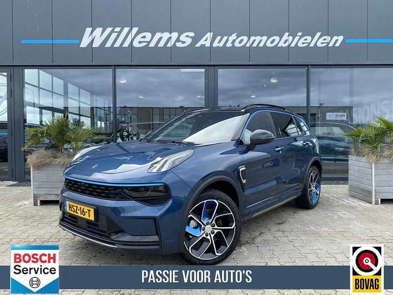 Blauw, metallic lak Gebruikt 2023 Lynk & Co 01 SUV | € 28.500 (Eerlijke prijs) - Afbeelding 1/4