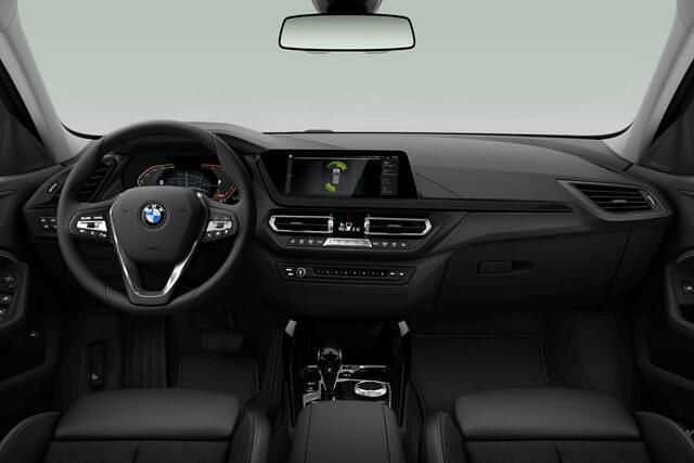 Occasion BMW 118 Executive 136 PK (100 kW) 2021 Grijs Hatchback