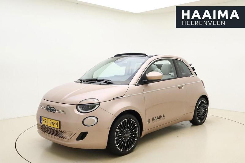 Zwart Gebruikt 2023 Fiat 500C La Prima Cabriolet | € 34.950 - Afbeelding 1/3