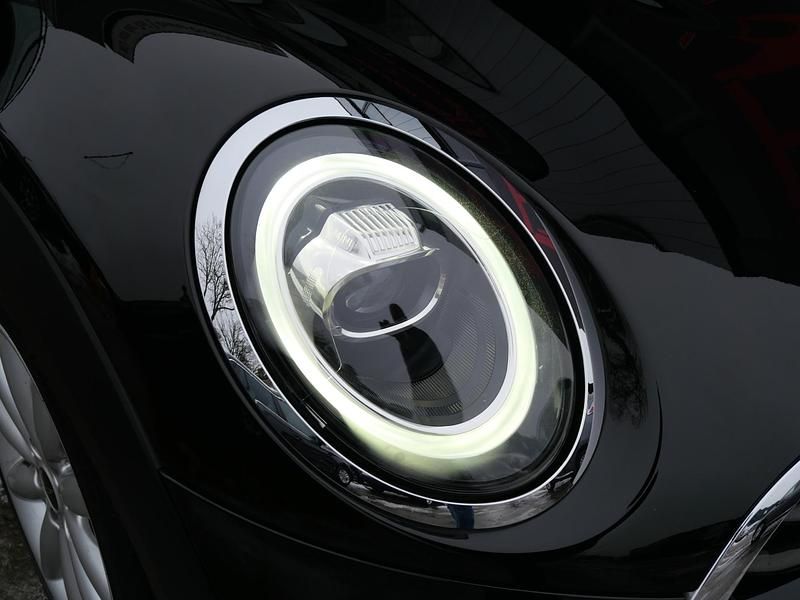 Occasion Mini Cooper Pepper 136 PK (100 kW) 2019 Zwart Hatchback