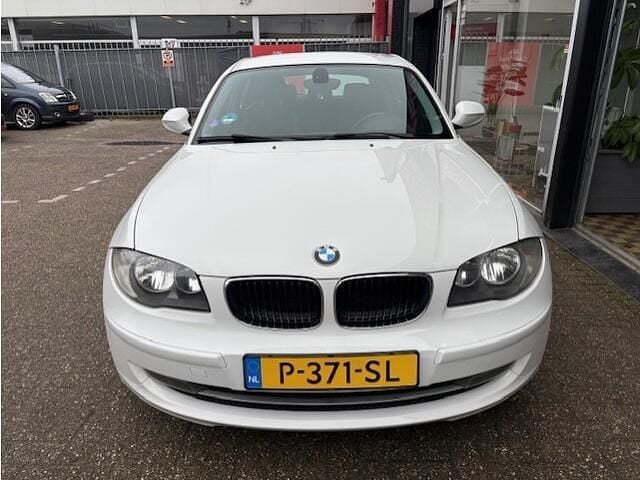 Occasion BMW 118 Efficient Dynamics 143 PK (105 kW) 2010 Wit Hatchback