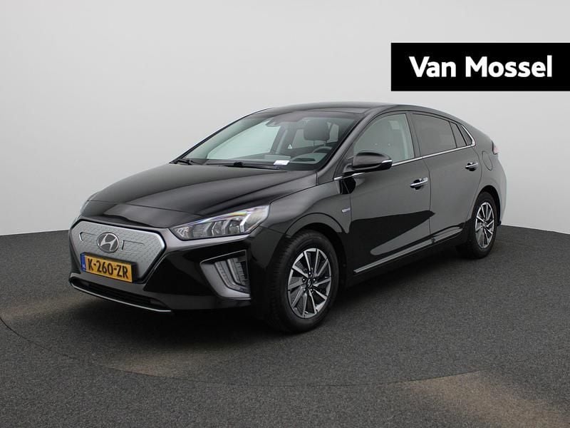 Zwart Gebruikt 2021 Hyundai Ioniq Comfort Hatchback | € 16.400 (Eerlijke prijs) - Afbeelding 1/3