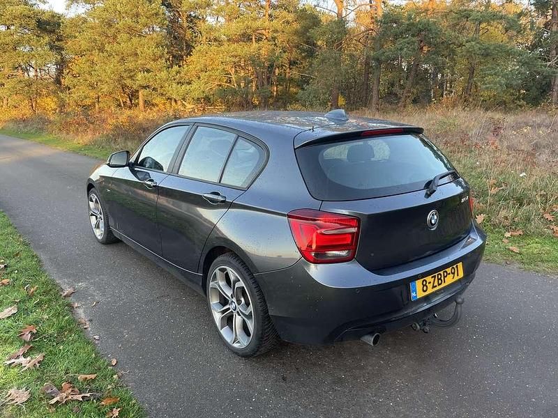 Occasion BMW 116 Executive 136 PK (100 kW) 2014 Grijs Hatchback