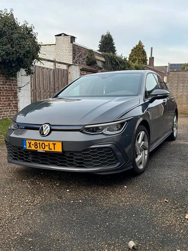 Occasion 2021 VW e-Golf GTE Hatchback | € 22.750 (Goede deal) - Afbeelding 1/4