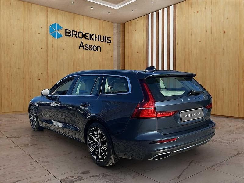 Occasion Volvo V60 R-Design 253 PK (186 kW) 2020 Blauw Stationwagen