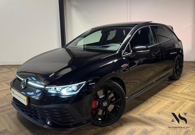 Zwart Gebruikt 2023 VW Golf VIII GTI Hatchback | € 38.940 (Super prijs) - Afbeelding 1/4