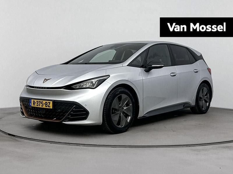 Grijs Gebruikt 2022 Cupra Born Hatchback | € 23.900 (Super prijs) - Afbeelding 1/4