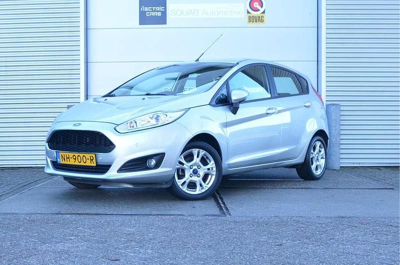 Occasion Ford Fiesta Style 82 PK (60 kW) 2017 Grijs Hatchback