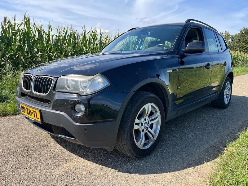 Zwart Occasion 2007 BMW X3 Executive SUV | € 2.500 (Eerlijke prijs) - Afbeelding 1/4