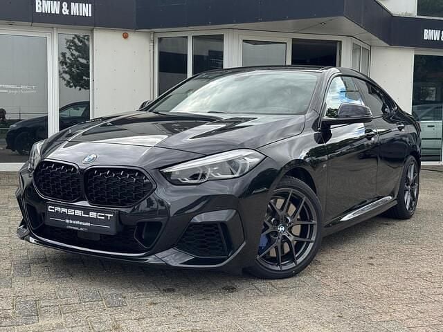 Zwart Gebruikt 2021 BMW M235 M Performance Coupé | € 39.950 (Eerlijke prijs) - Afbeelding 1/4
