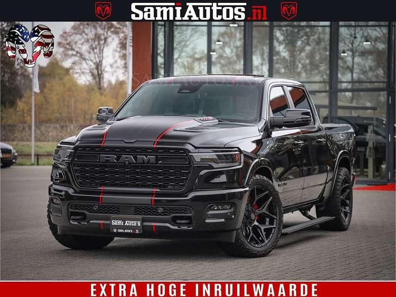 Zwart Occasion 2024 Dodge Ram Limited Pickup | € 82.950 (Eerlijke prijs) - Afbeelding 1/4