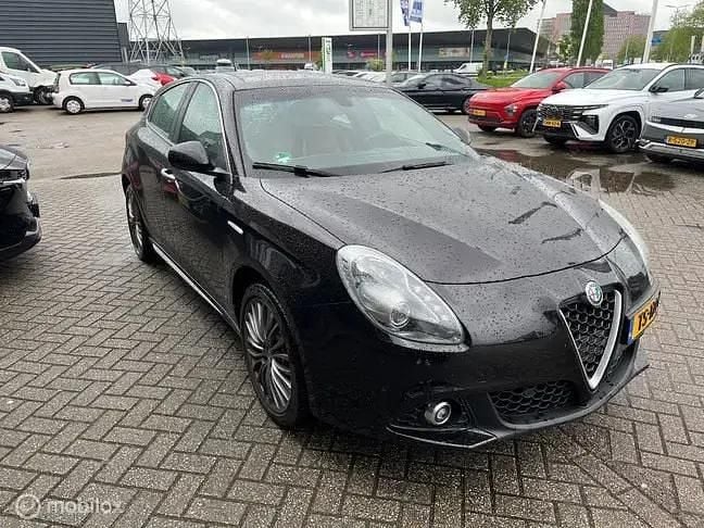 Occasion Alfa Romeo Giulietta Super 170 PK (125 kW) 2018 Zwart Hatchback