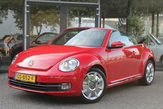 Rood Gebruikt 2015 VW Beetle Design Cabriolet | € 14.990 (Goede deal) - Afbeelding 1/4