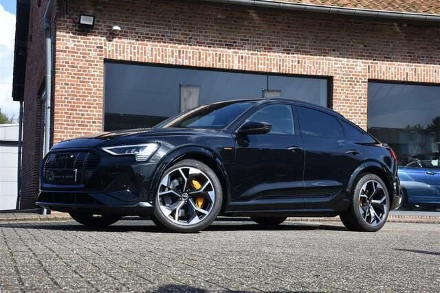 Zwart Gebruikt 2022 Audi e-tron S-Line SUV | € 69.900 - Afbeelding 1/4
