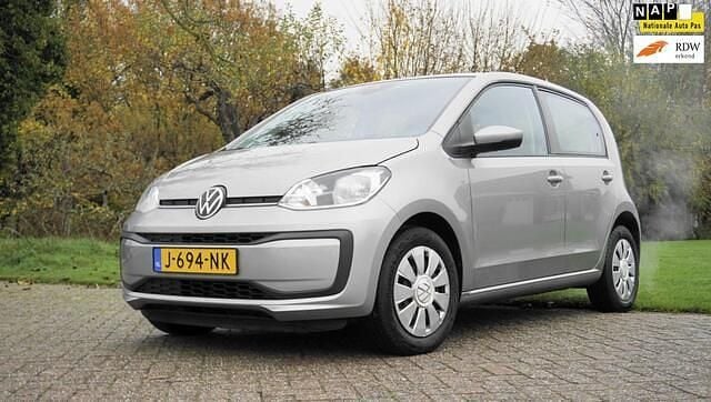 Grijs (metallic) Gebruikt 2020 VW up! move up! Hatchback | € 6.750 (Goede deal) - Afbeelding 1/4