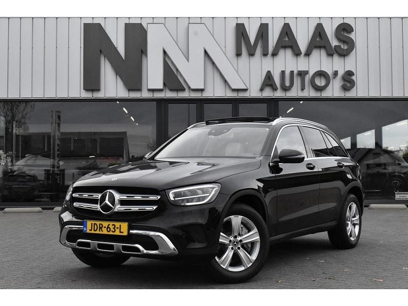 Zwart Gebruikt 2020 Mercedes GLC300 SUV | € 38.950 (Iets duurder) - Afbeelding 1/4