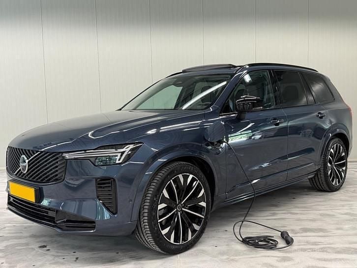 Occasion Volvo XC90 Plus 310 PK (228 kW) 2025 Blauw (metallic) SUV