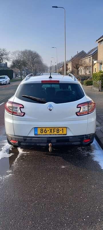 Occasion Renault Mégane GrandTour Bose Edition 110 PK (80 kW) 2012 Wit Stationwagen