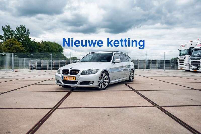 Grijs Gebruikt 2012 BMW 318 Luxury Line Stationwagen | € 7.991 (Eerlijke prijs) - Afbeelding 1/4