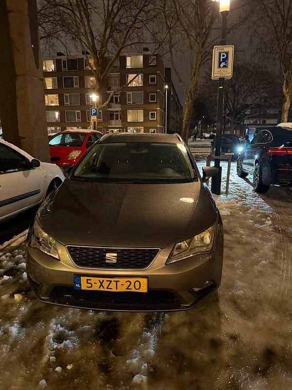 Occasion 2014 Seat Leon ST Stationwagen | € 3.800 (Iets duurder) - Afbeelding 1/4