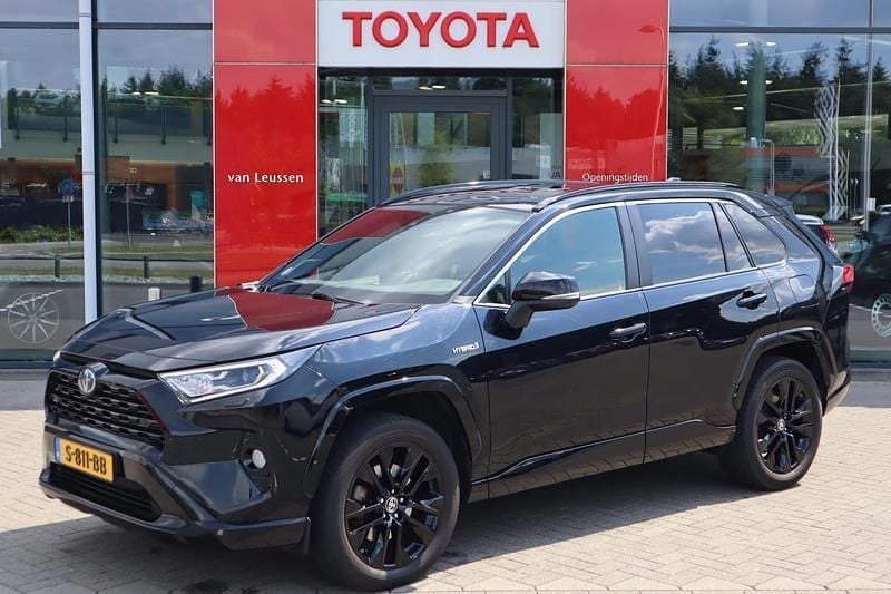 Zwart Gebruikt 2021 Toyota RAV4 Hybrid Edition SUV | € 39.400 (Eerlijke prijs) - Afbeelding 1/4