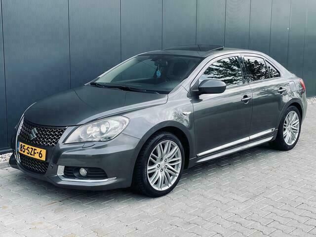 Occasion Suzuki Kizashi Sport 178 PK (130 kW) 2012 Grijs Sedan
