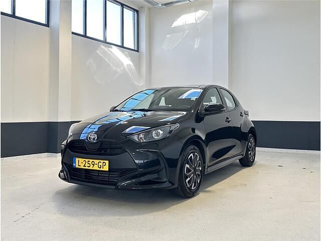 Occasion Toyota Yaris Active 72 PK (52 kW) 2021 Zwart Hatchback