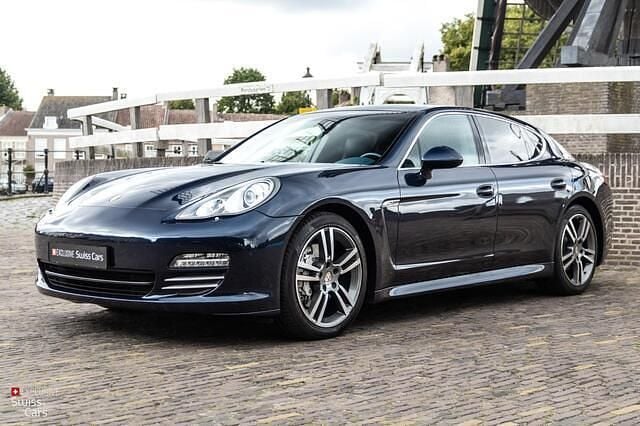 Blauw Gebruikt 2010 Porsche Panamera Sport Sedan | € 44.995 - Afbeelding 1/3