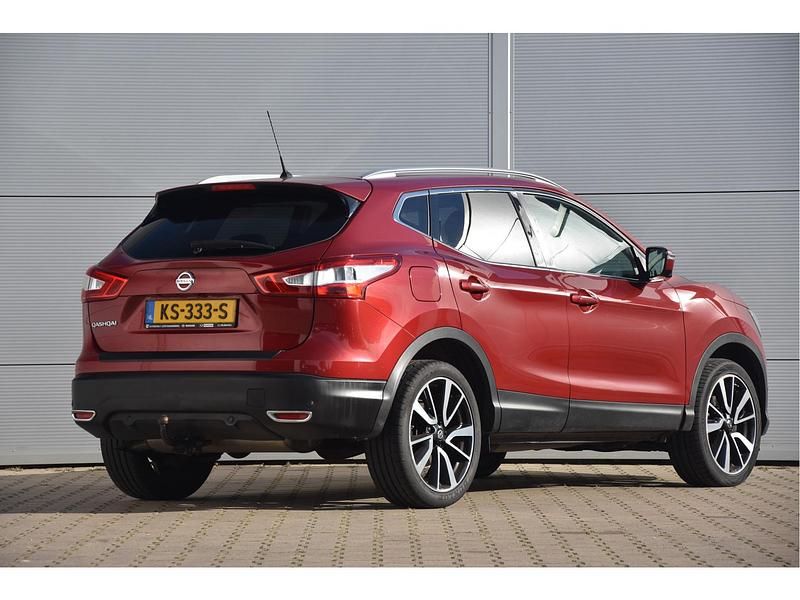 Occasion Nissan Qashqai Tekna 116 PK (85 kW) 2016 Rood SUV