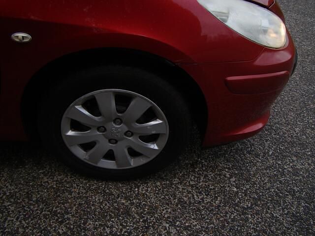 Occasion Peugeot 307 109 PK (80 kW) 2005 Rood Stationwagen