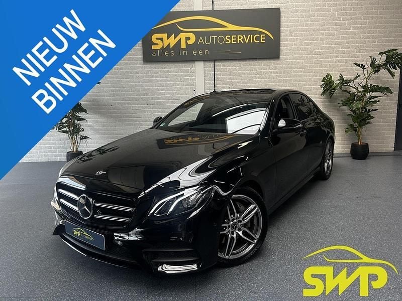 Zwart Gebruikt 2017 Mercedes E200 Business Sedan | € 29.950 (Eerlijke prijs) - Afbeelding 1/4