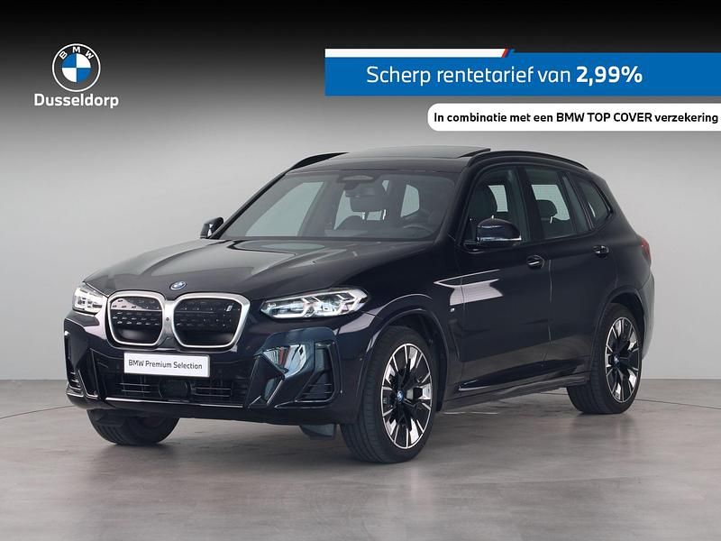 Zwart, metallic lak Gebruikt 2022 BMW iX3 Executive SUV | € 41.950 (Eerlijke prijs) - Afbeelding 1/4