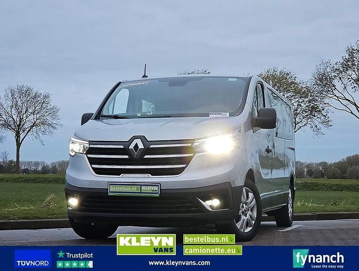 Zilver Occasion 2022 Renault Trafic MPV | € 25.850 (Super prijs) - Afbeelding 1/4