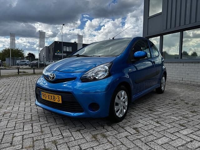 Occasion Toyota Aygo Comfort 68 PK (50 kW) 2012 Blauw Hatchback