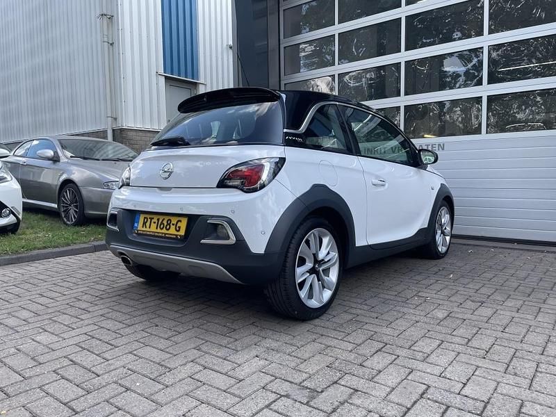 Occasion Opel Adam Rocks 90 PK (66 kW) 2018 Wit Hatchback