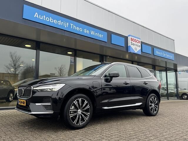Zwart (metallic) Occasion 2022 Volvo XC60 Core SUV | € 41.995 (Super prijs) - Afbeelding 1/4