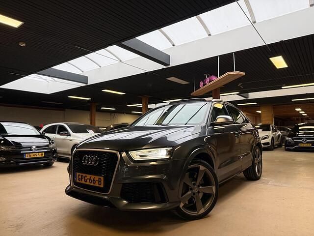 Grijs Gebruikt 2014 Audi RS Q3 SUV | € 22.950 (Iets duurder) - Afbeelding 1/4